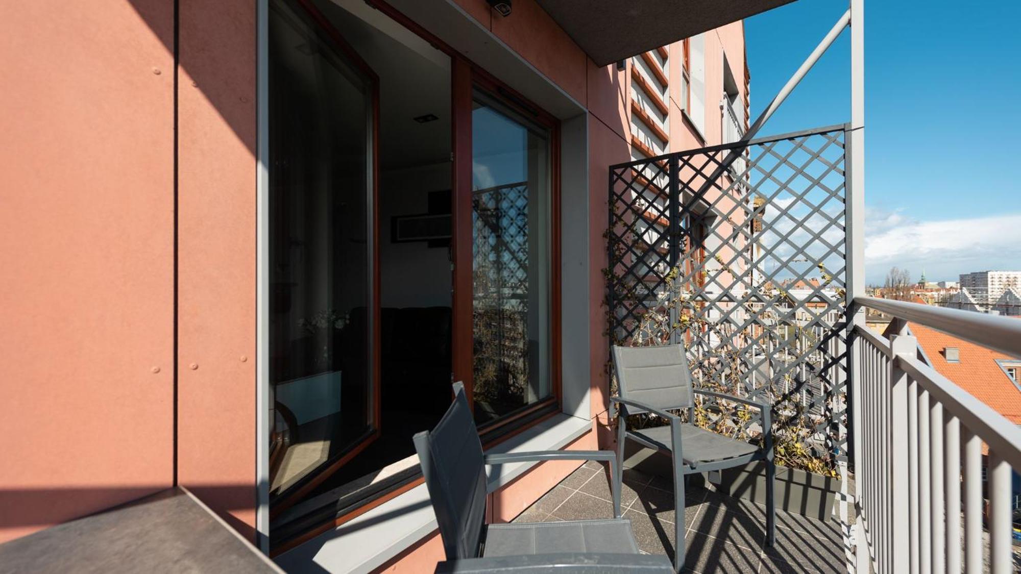 גדנסק Flatbook Apartments Waterlane Island Spa With Riverview מראה חיצוני תמונה